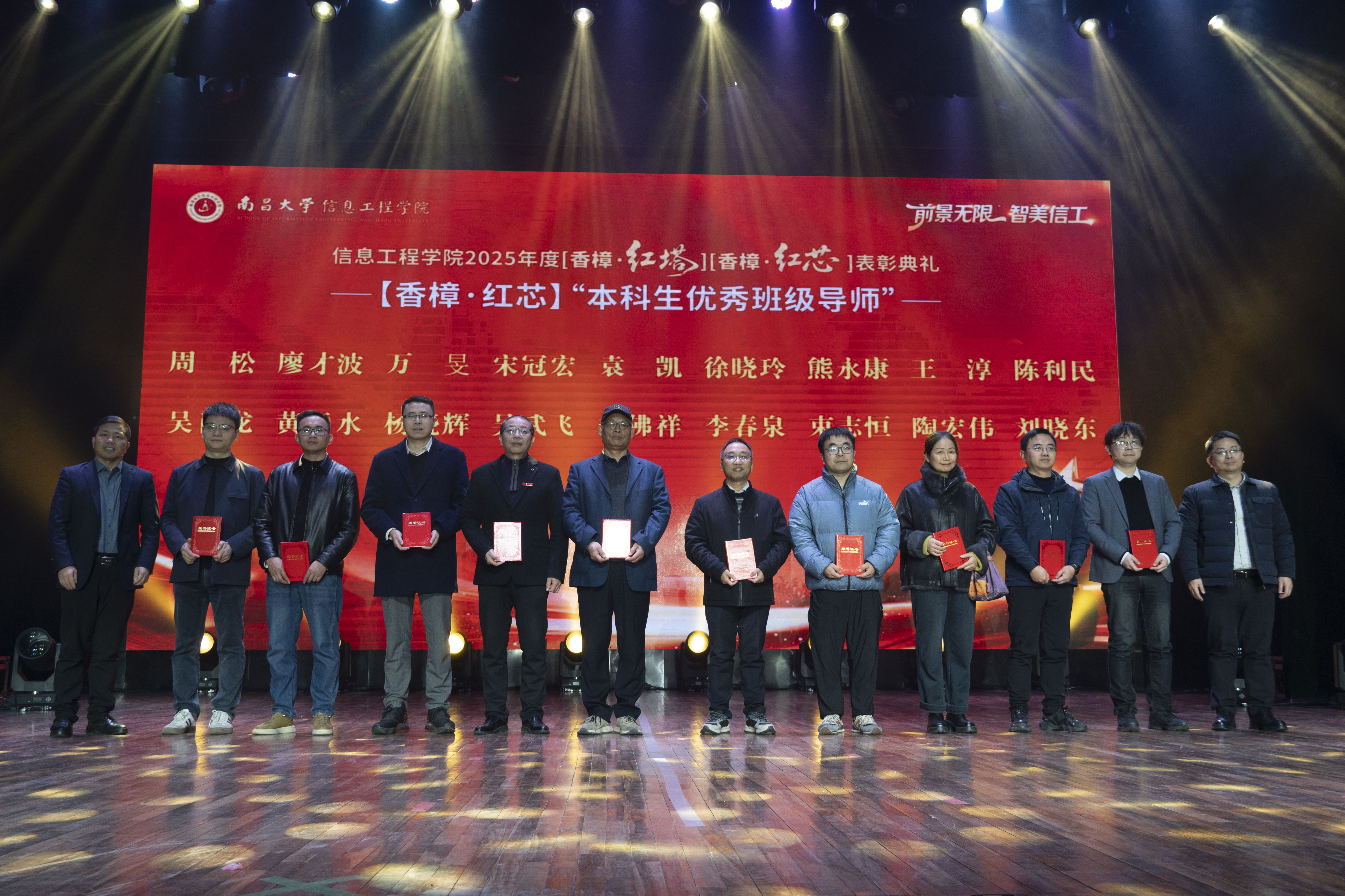 b55152358d61433e9cb124f71a9ee46f.jpg b55152358d61433e9cb124f71a9ee46f.jpg